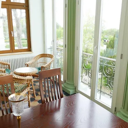 Bella 1_ Reihe Mit Meerblick Ostseebad Heringsdorf