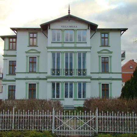 Bella 1_ Reihe Mit Meerblick Villa