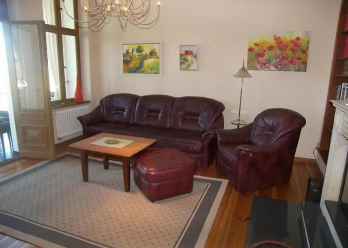 Bella 1_ Reihe Mit Meerblick